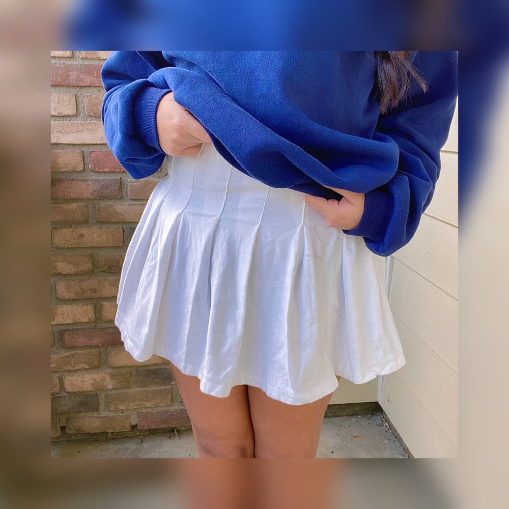 boohoo white pleated skirt